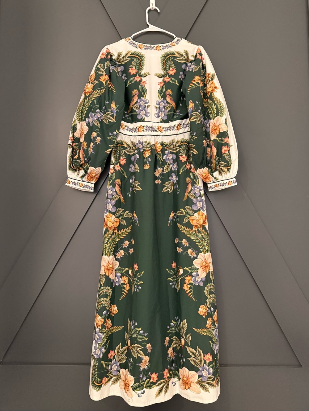 FARM Rio Green White Nature V-Neck Buttoned Floral Maxi Dress - Picture 9 of 10